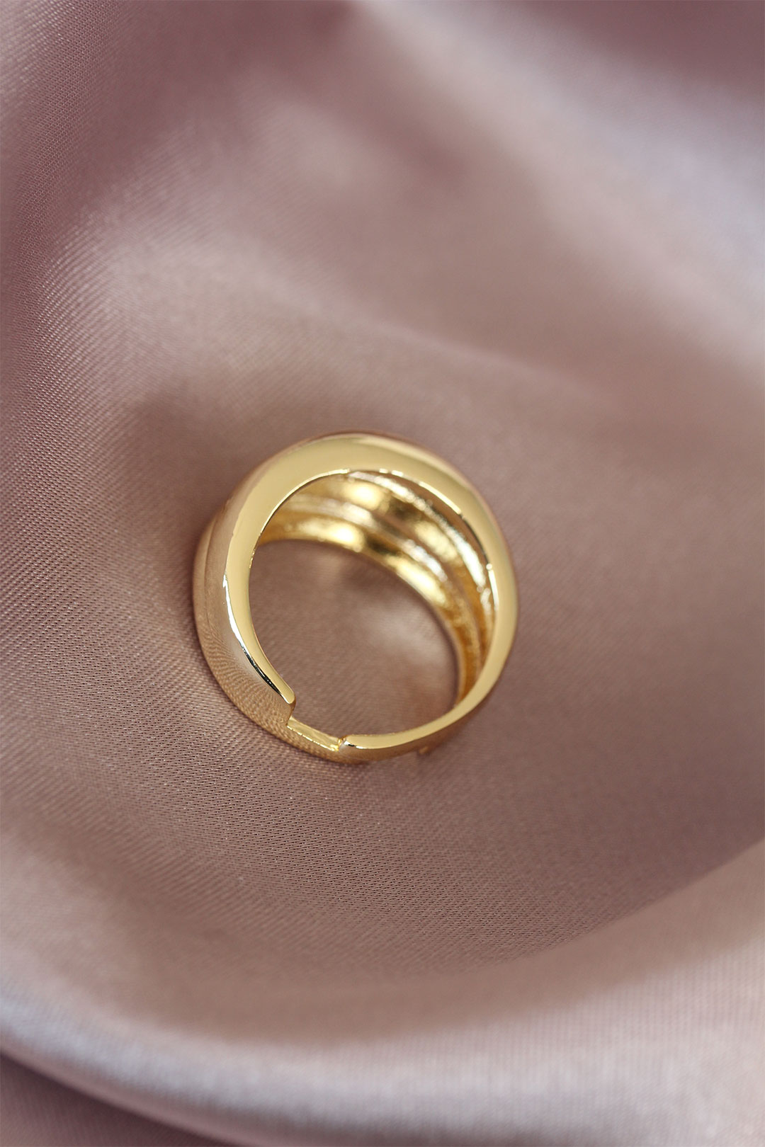 Metal Gold Renk Ayarlamalı Kadın Yüzük - Görsel 3