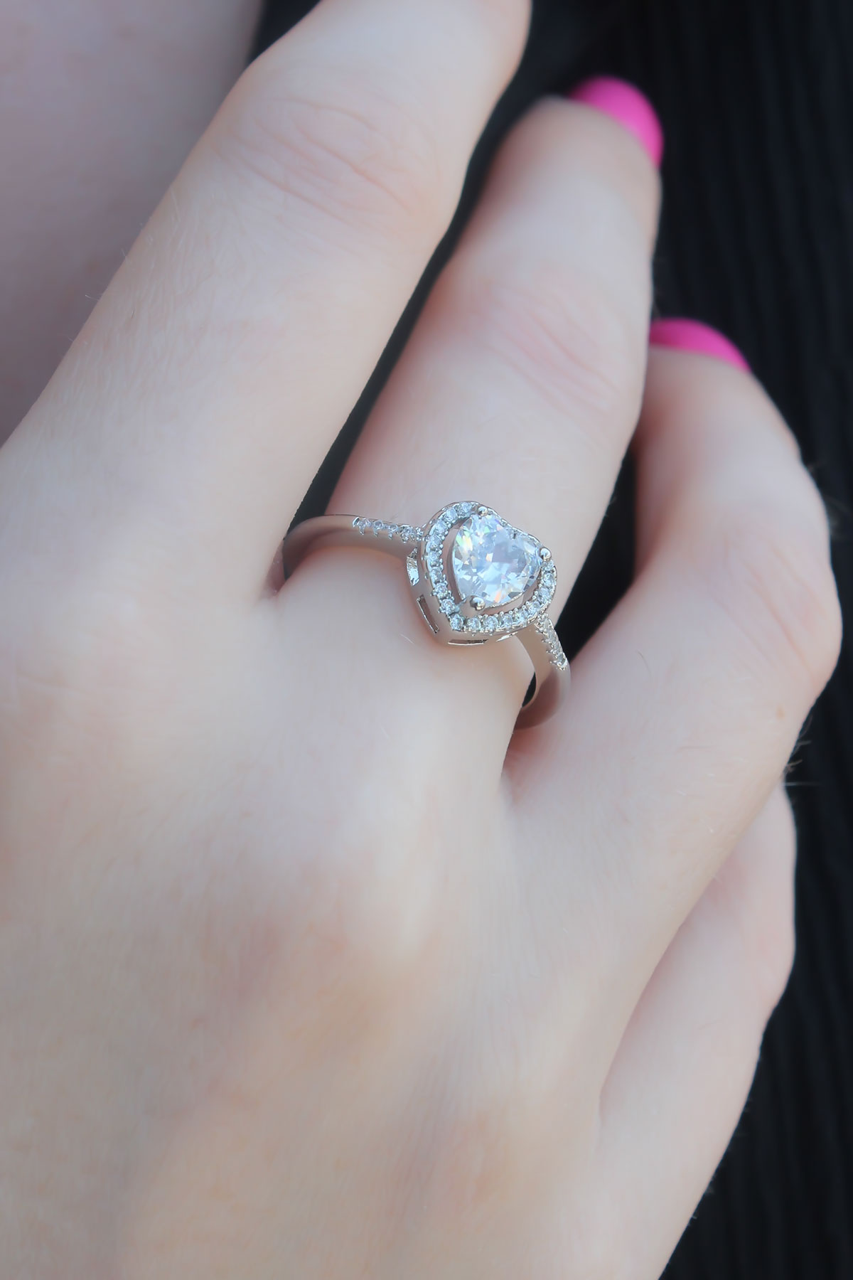 Gümüş Renk Zirkon Taşlı Kalp Model Charm Pirinç Kadın Yüzük - Görsel 2