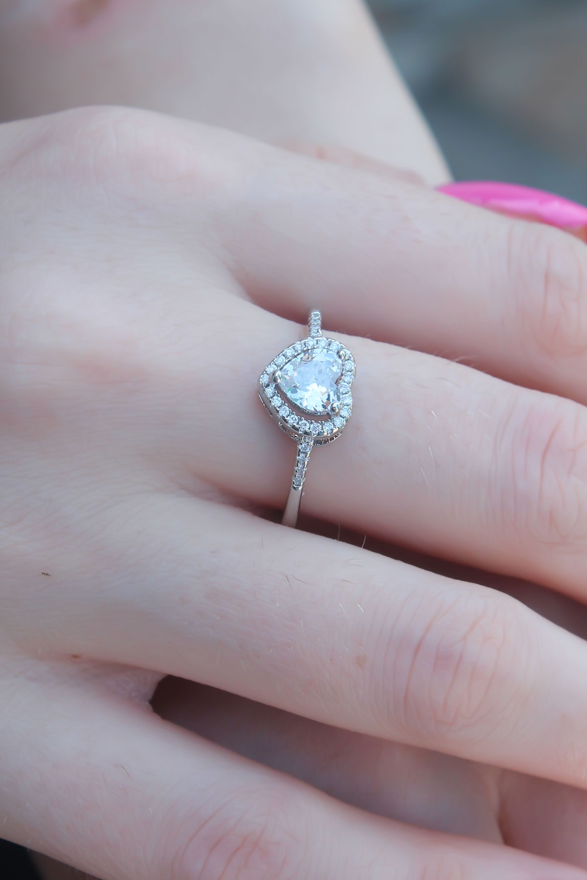 Gümüş Renk Zirkon Taşlı Kalp Model Charm Pirinç Kadın Yüzük - Görsel 3