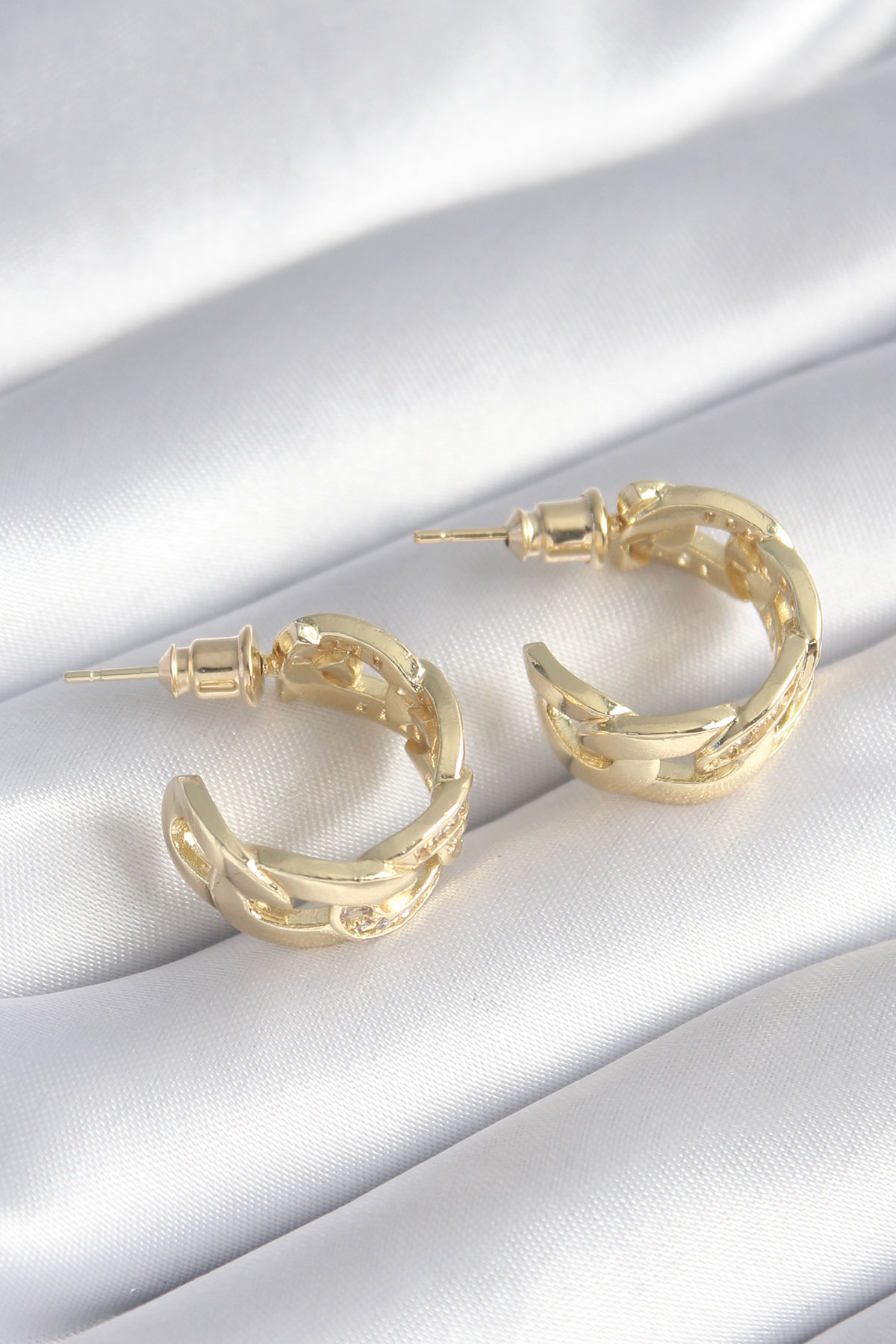 Pirinç Gold Renk Zirkon Taş Detay Zincir Model Kadın Küpe - Görsel 2