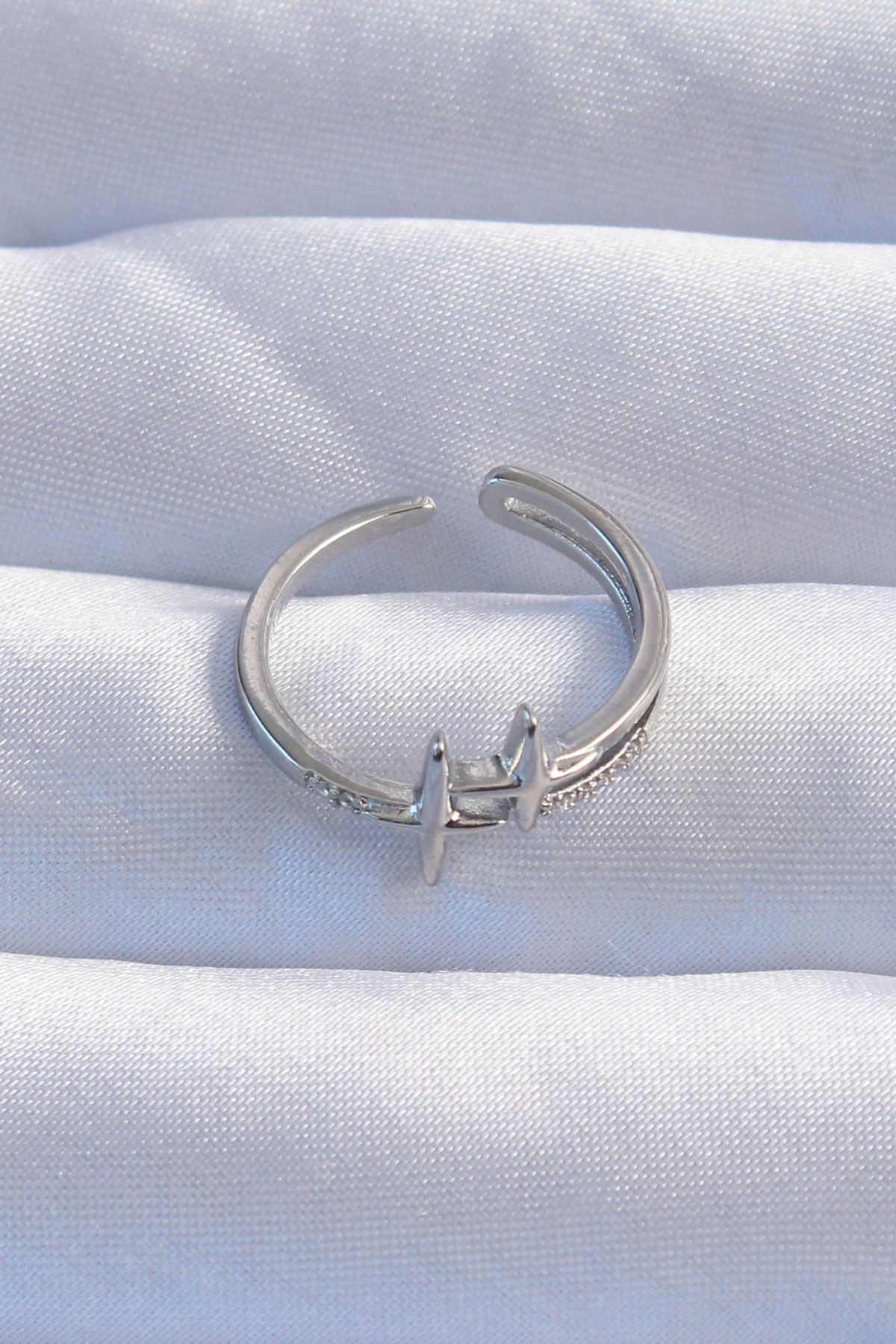 Pirinç Gümüş Renk Zirkon Taşlı 2li Görünüm Ayarlanabilir Yıldız Model Yüzük - Görsel 2