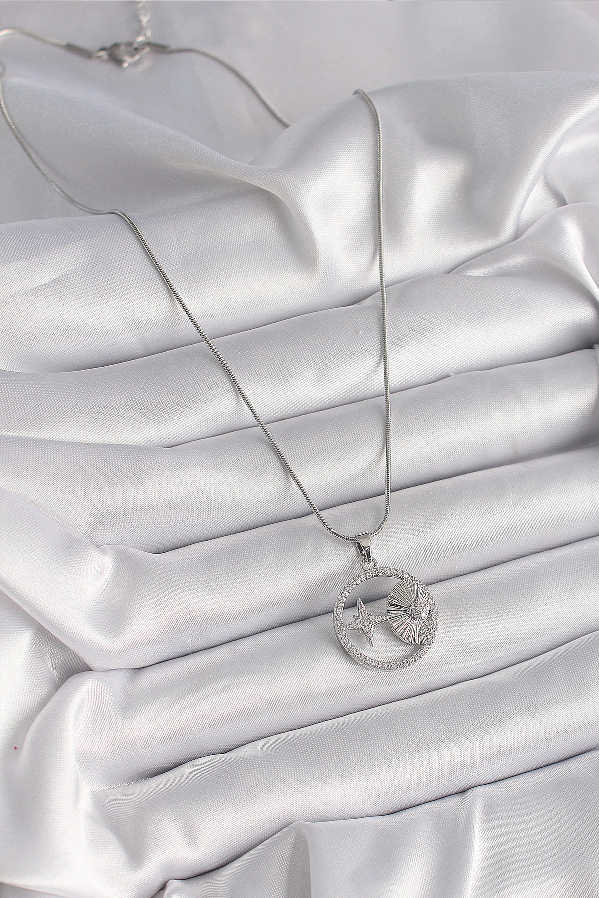 316L Çelik Gümüş Renk Zincir Zirkon Taşlı Yıldız Madalyon Model Kadın Kolye - Görsel 2