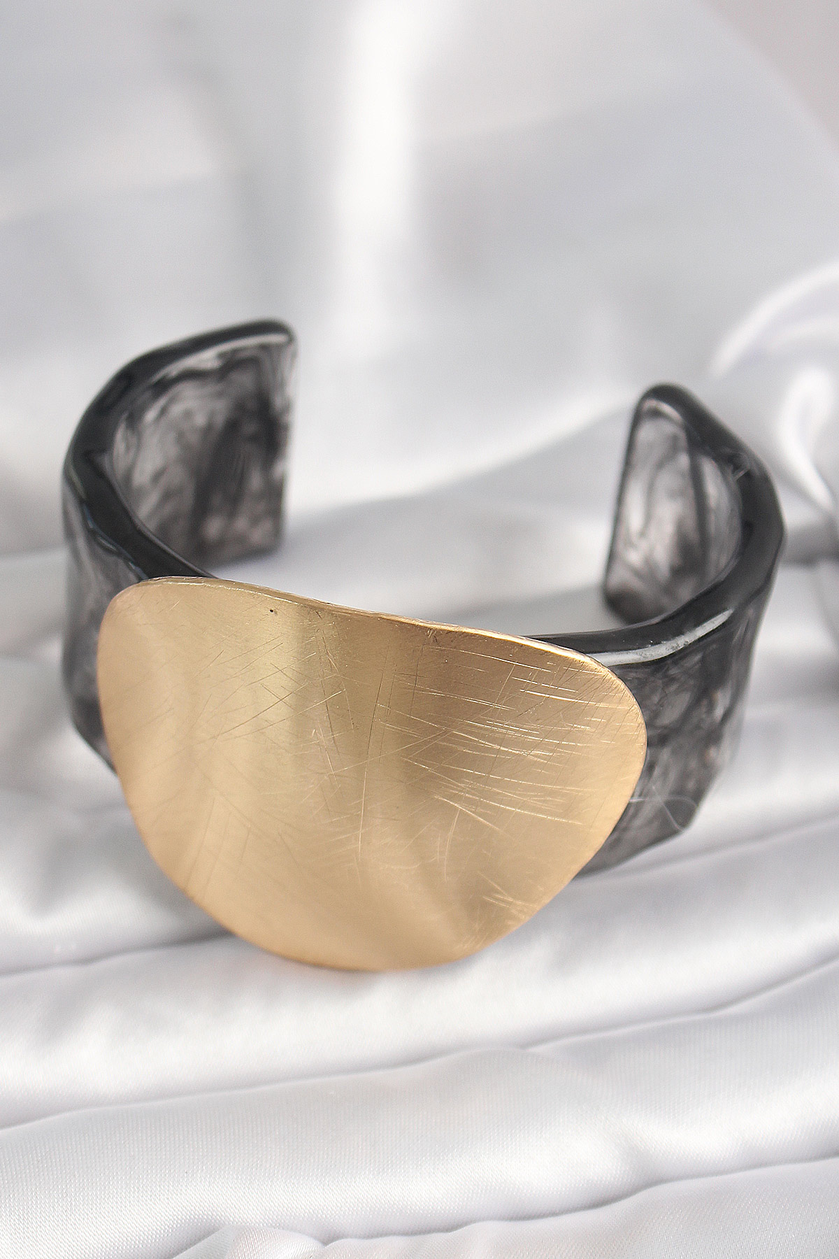 Siyah Mermer Desen Akrilik Plastik Gold Daire Plaka Model Vintage Kadın Bilezik - Görsel 2