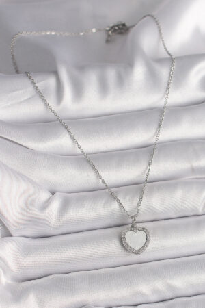 1738680489_BKO9781-2