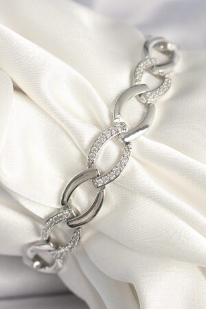 Pirinç Gümüş Renk Zirkon Taşlı Oval Zincir Model Kadın Bileklik