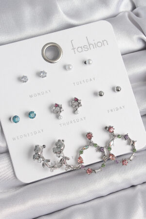 Pirinç Gümüş Renk Zirkon Taşlı Gül Figür Halka Model 7 Çift Kadın Küpe Seti