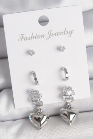 Pirinç Gümüş Renk Zirkon Taşlı Sallantılı Kalp Model Yarım Halka Detay 3 Çfit Kadın Küpe Seti