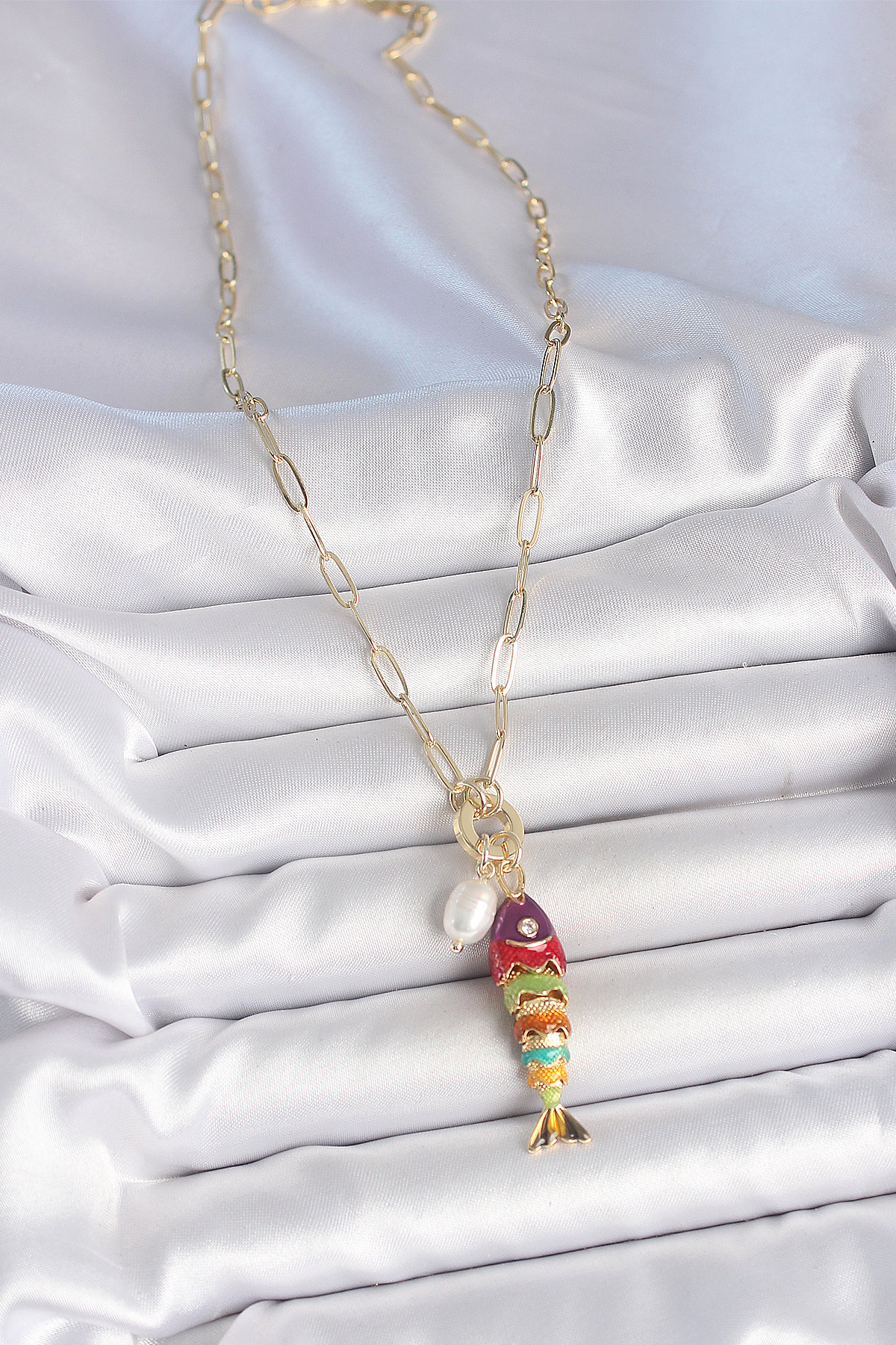 İnci Detaylı Zirkon Taşlı Rainbow Balık Figürlü Gold Renk Pirinç Kolye - Görsel 2