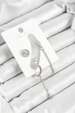 Pirinç Halka Figürlü Zirkon Taşlı Gümüş Renk 3'lü Kıkırdak Kadın Küpe Set