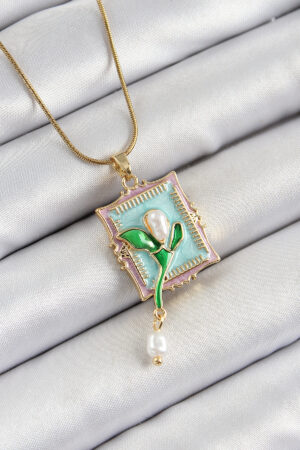 316L Çelik Zincir Turkuaz Sanatsal Portre Sallantılı İnci Detaylı Lale Model Gold Renk Kadın Kolye