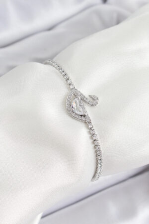 Pirinç Gümüş Renk Zirkon Taşlı Kuğu Model Kadın Bileklik