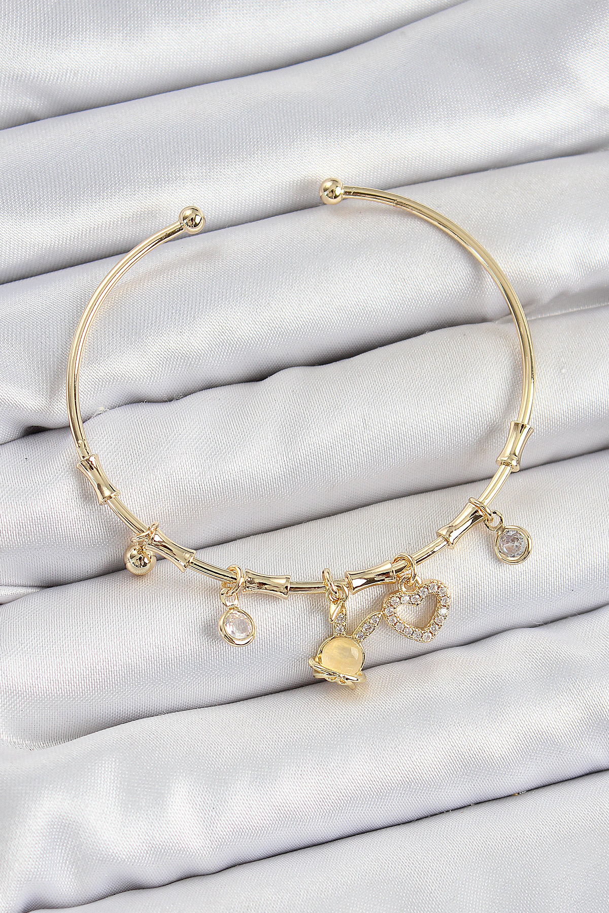 Pirinç Zirkon Taşlı Tavşan Ve Kalp Model Gold Renk Charm Bileklik