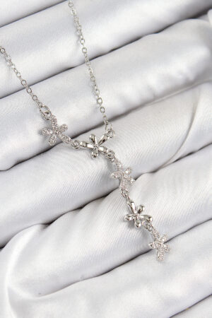 316L Çelik Zirkon Taşlı Çiçek Model Gümüş Renk Kadın Kolye