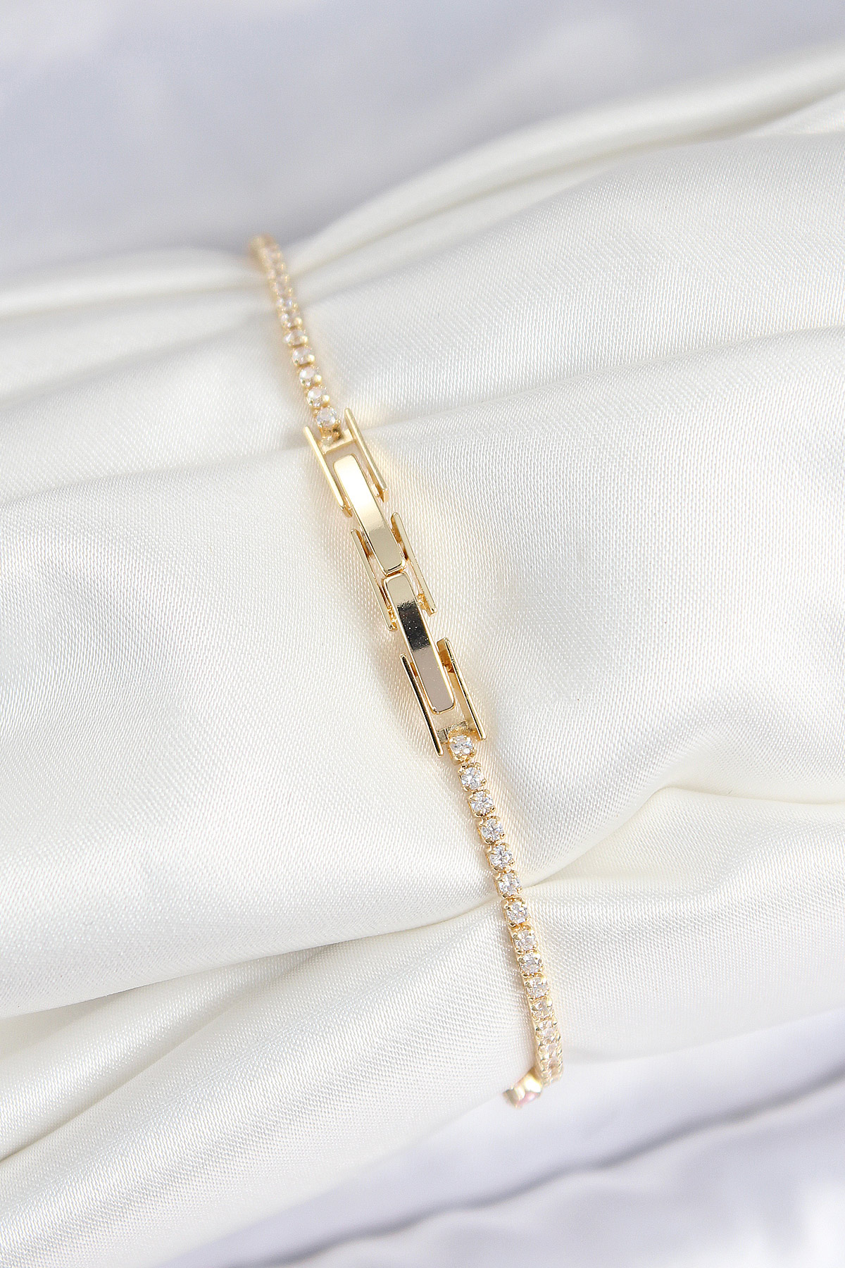 Pirinç Zirkon Taşlı Kare Model Gold Renk Kadın Bilekilk - Görsel 2