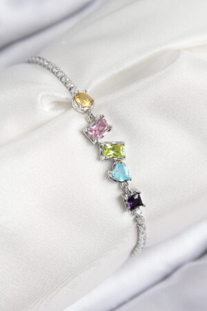 Pirinç Renkli Zirkon Taşlı Geometrik Model Gümüş Renk Kadın Bileklik