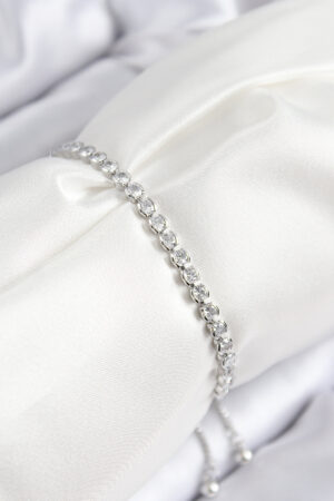 Pirinç Zirkon Taşlı Sıralı Model Gümüş Renk Asansörlü Kadın Bileklik