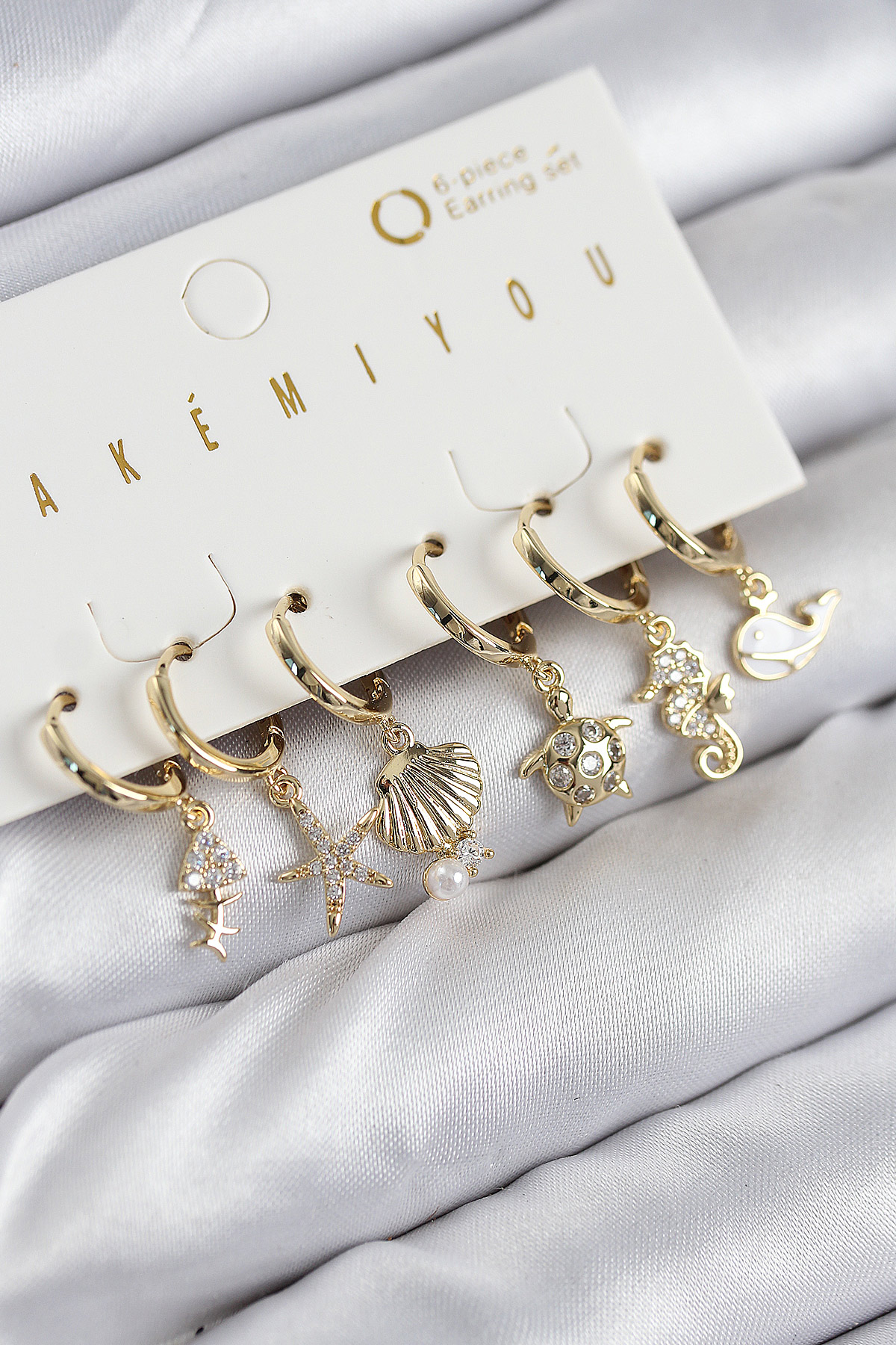 Pirinç Zirkon Taşlı İstiridye Balina Ve Yıldız Gold Renk 6'lı Küpe Set