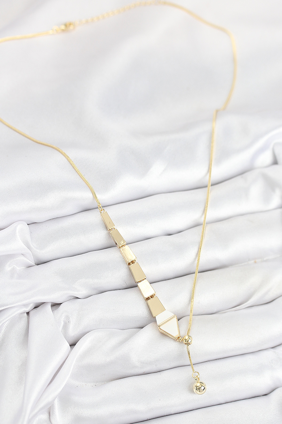 Pirinç Yılan Model Gold Renk Asansörlü Kadın Kolye - Görsel 2