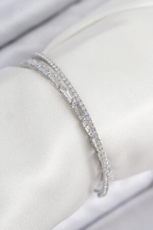 Pirinç Zirkon Taşlı Su Yolu Model Gümüş Renk Kadın Bileklik