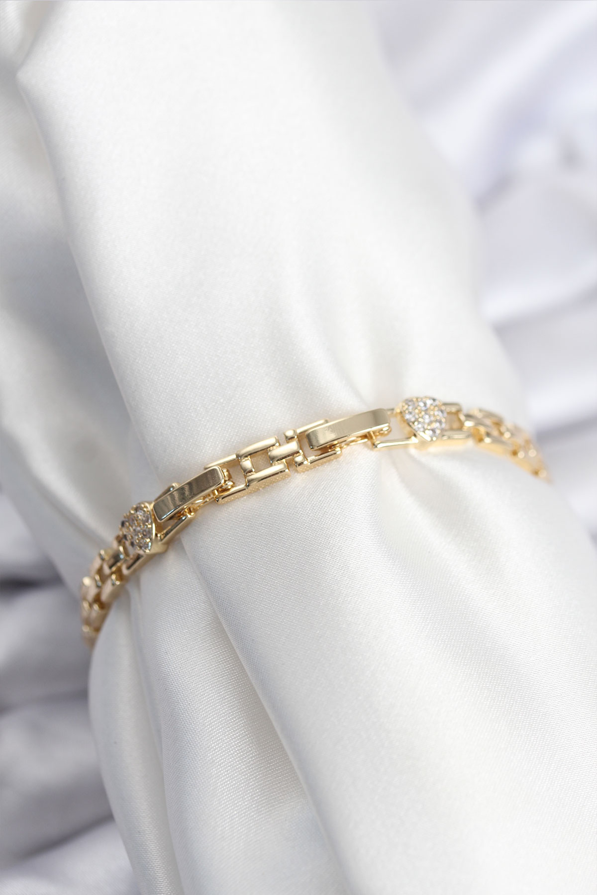 Pirinç VIP Seri Gold Renk Zincir Model Kalpli Zirkon Taşlı Kadın Bileklik - Görsel 2