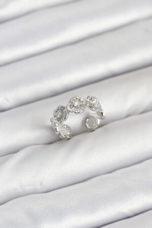 Pirinç Gümüş Renk Yonca Model Kadın Yüzük