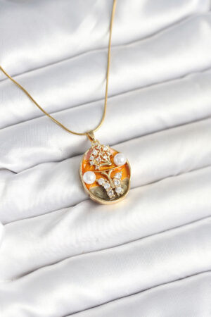 316L Çelik Zincir Kelebek Model Sanatsal Portre Kadın Kolye