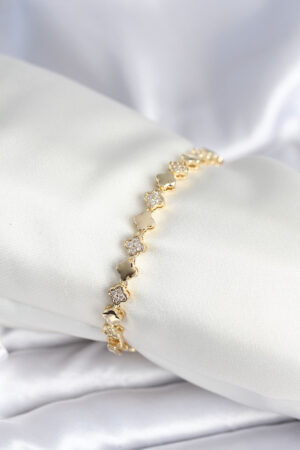 Pirinç Gold Renk Zirkon Taşlı Yonca Model Kadın Bileklik