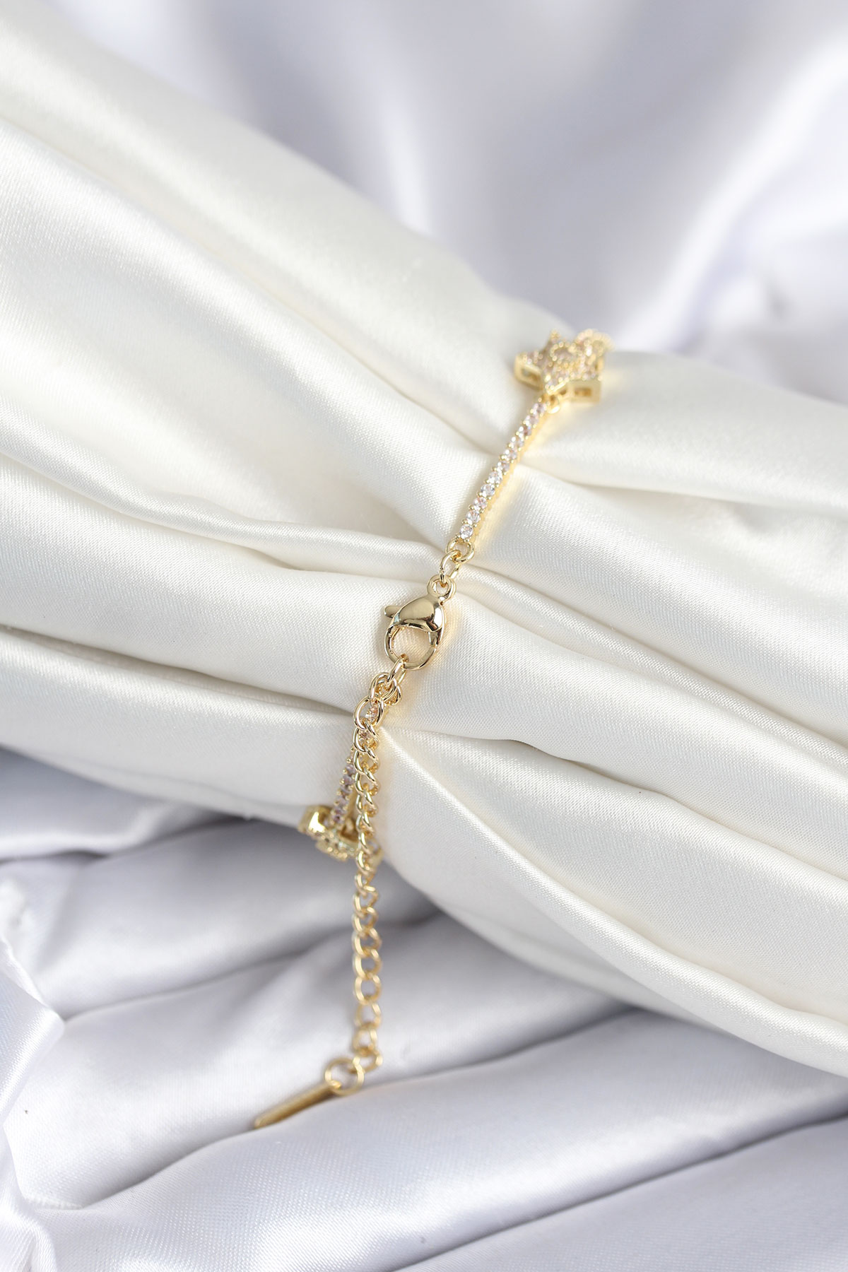 Pirinç Gold Renk Yıldız Model Kadın Bileklik - Görsel 2