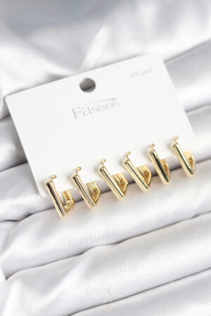 Gold Renk Kare Model Pirinç 925 Ayar Gümüş Çivili Kadın Küpe Seti