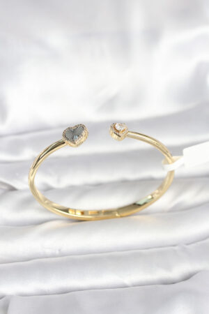 Pirinç Gold Renk Kalpli Model Kadın Kelepçe Bileklik