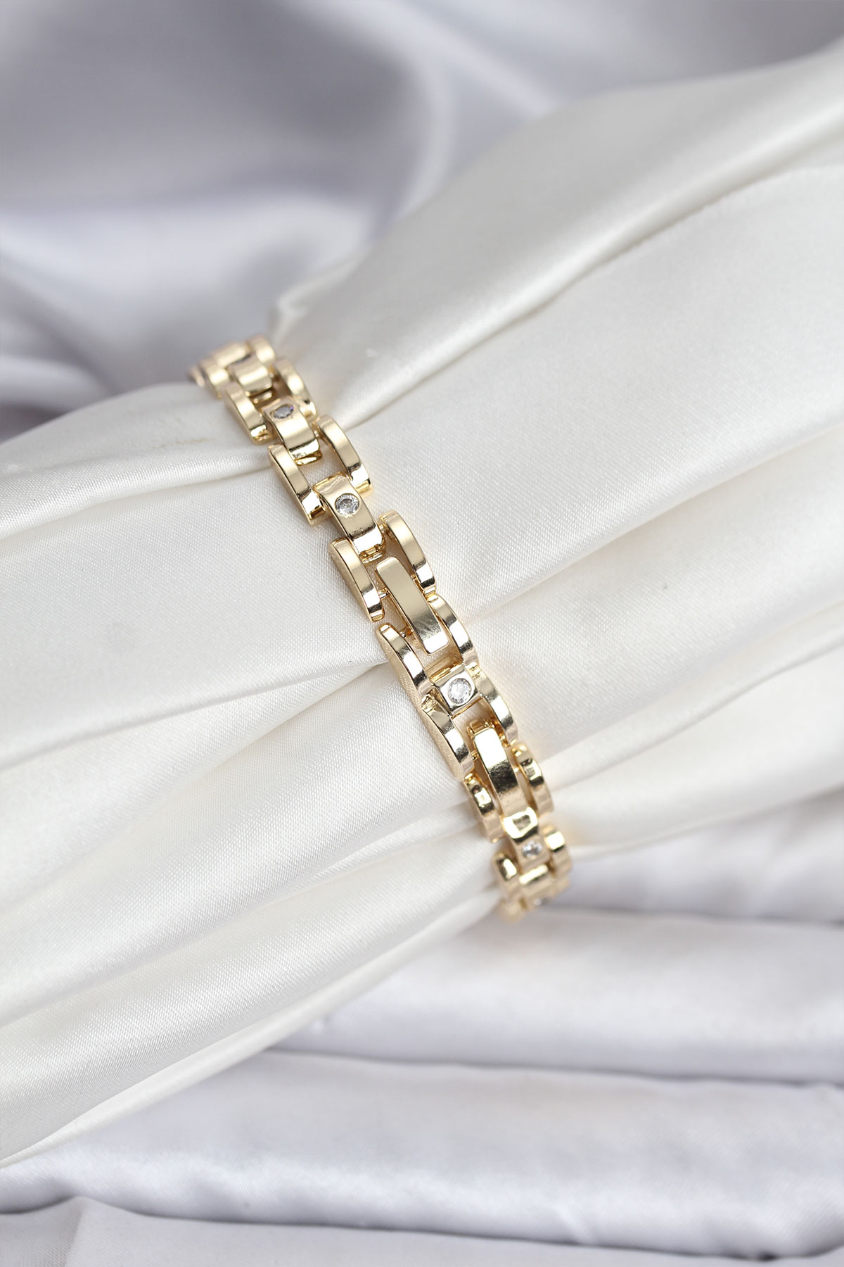 14K Gold Renk Kaplama Zirkon Taşlı CM Kadın Bileklik - Görsel 2