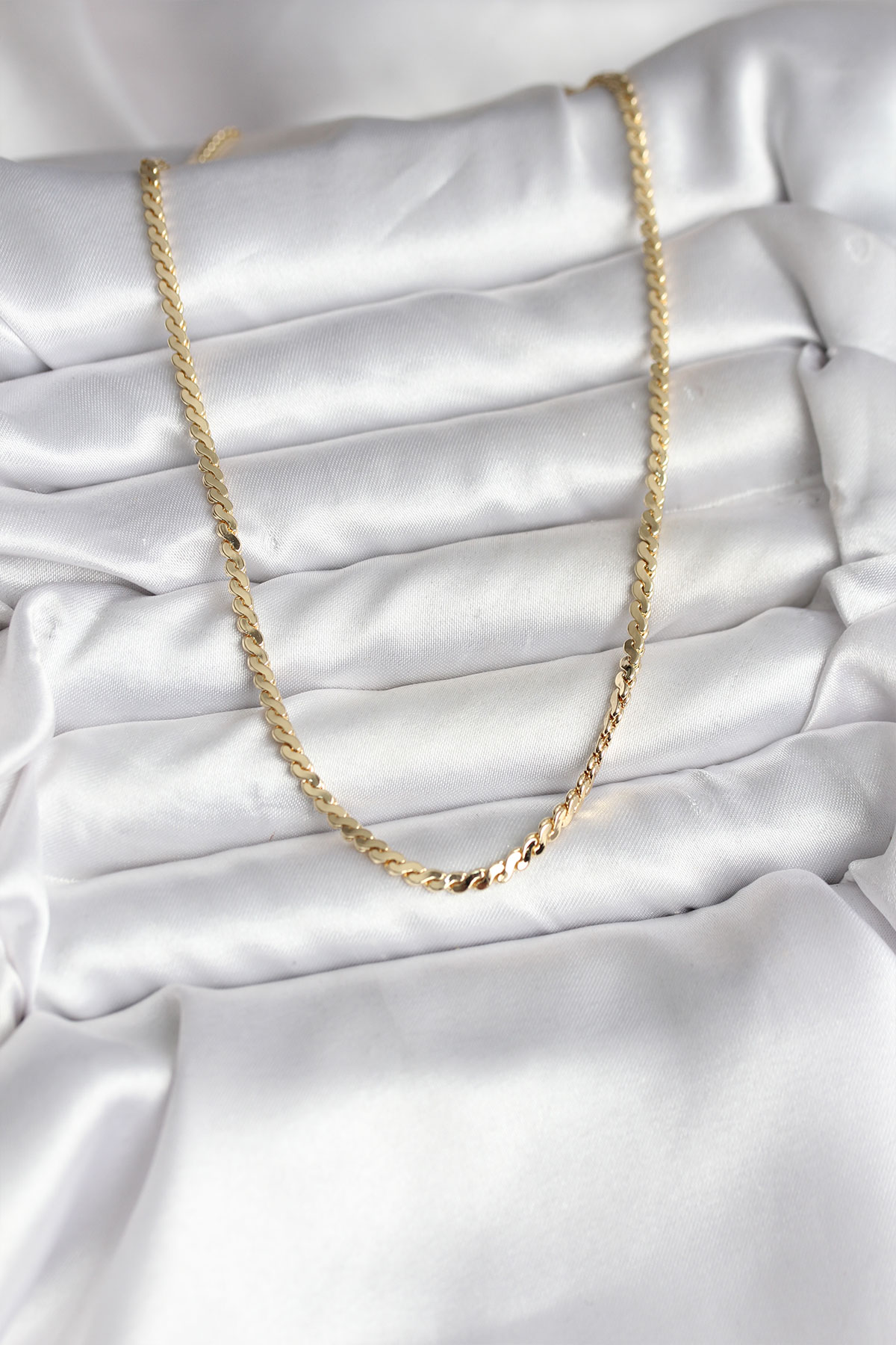 14K Gold Renk Kaplama Ezme Yılan Zincir Model CM Kadın Kolye - Görsel 2