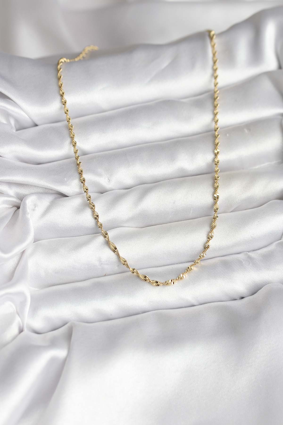 14K Gold Renk Kaplama Burgu Model CM Kadın Kolye - Görsel 2