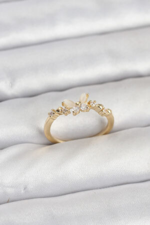 Kelebek Model Gold Renk Pirinç Kadın Yüzük