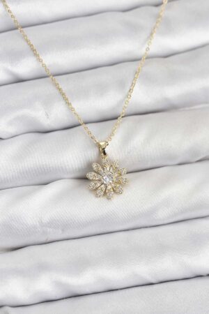 Pirinç Gold Renk Çiçek Model Kadın Kolye