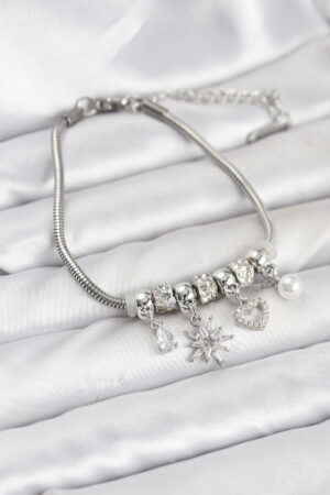 Pirinç Gümüş Renk Kutup Yıldızı ve Kalp Charmlı Kadın Bileklik