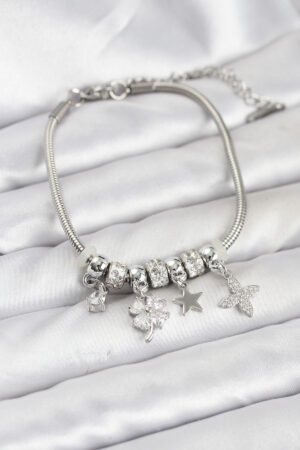 Gümüş Renk Pirinç Yonca Charmlı Kadın Bileklik