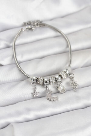 Pirinç Gümüş Renk Ay Charm Model Charmlı Kadın Bileklik