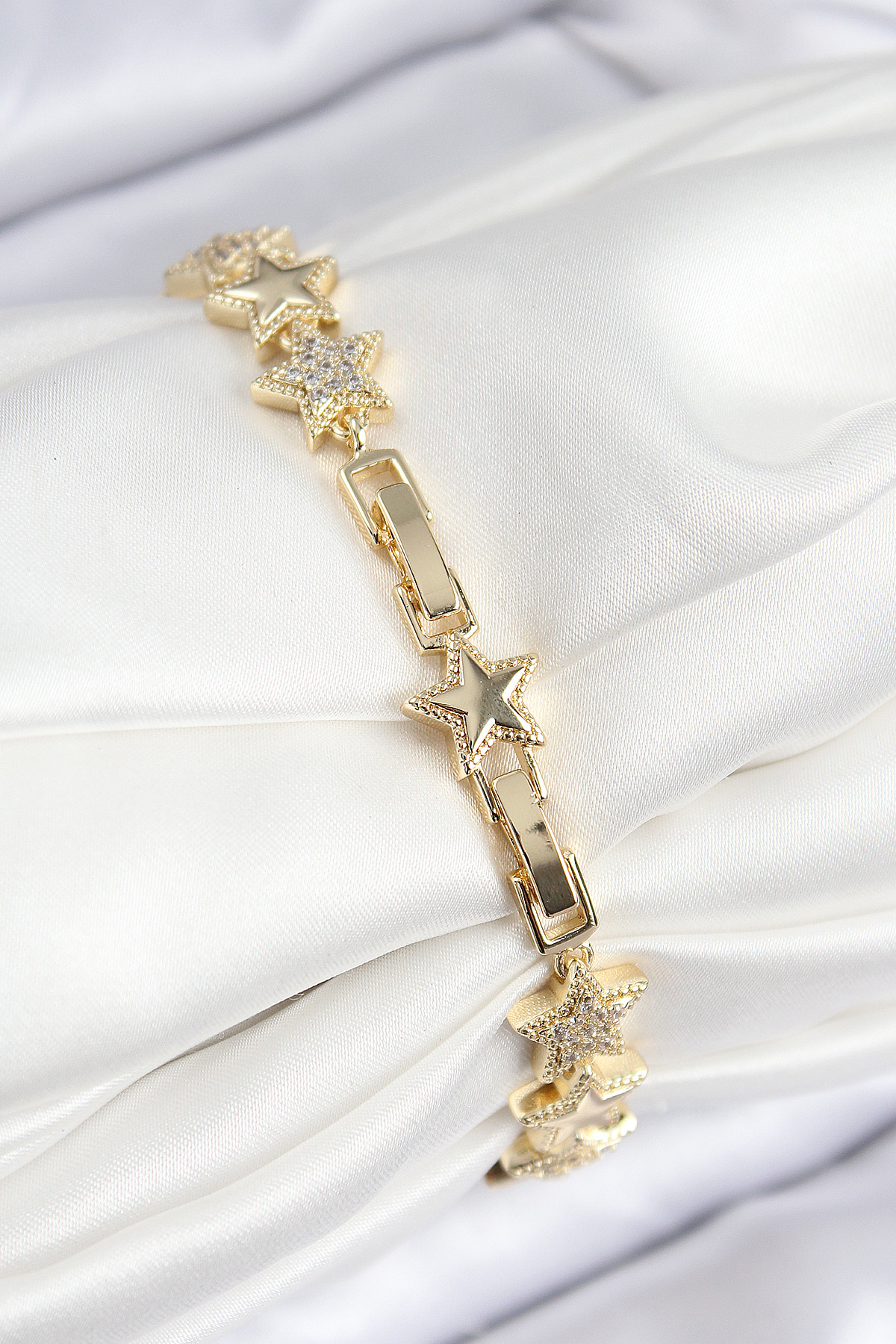 VIP Pirinç Zirkon Taşlı Yıldız Model Gold Renk Kadın Bileklik - Görsel 2