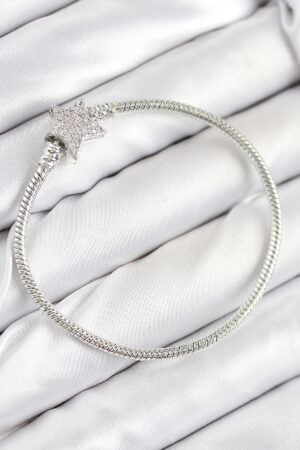 Pirinç Charm Zirkon Taşlı Yıldız Model Gümüş Renk Kadın Bileklik