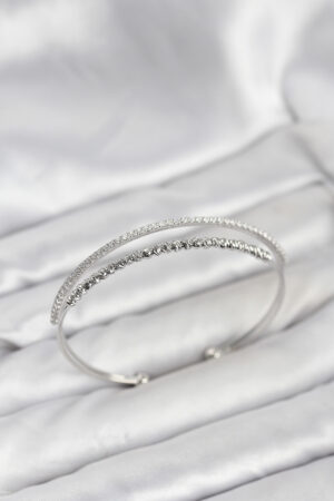 Dorika Model Pirinç Gümüş Renk Kadın Bileklik