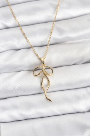 316L Çelik Zincir Gold Renk Fiyonk Model Kadın Kolye