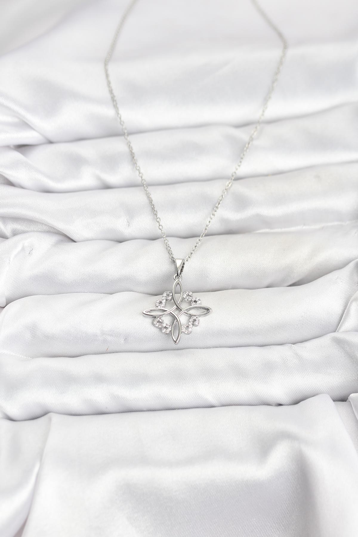 316L Çelik Zincir Gümüş Renk Sonsuzluk Model Zirkon Taşlı Kadın Kolye - Görsel 2