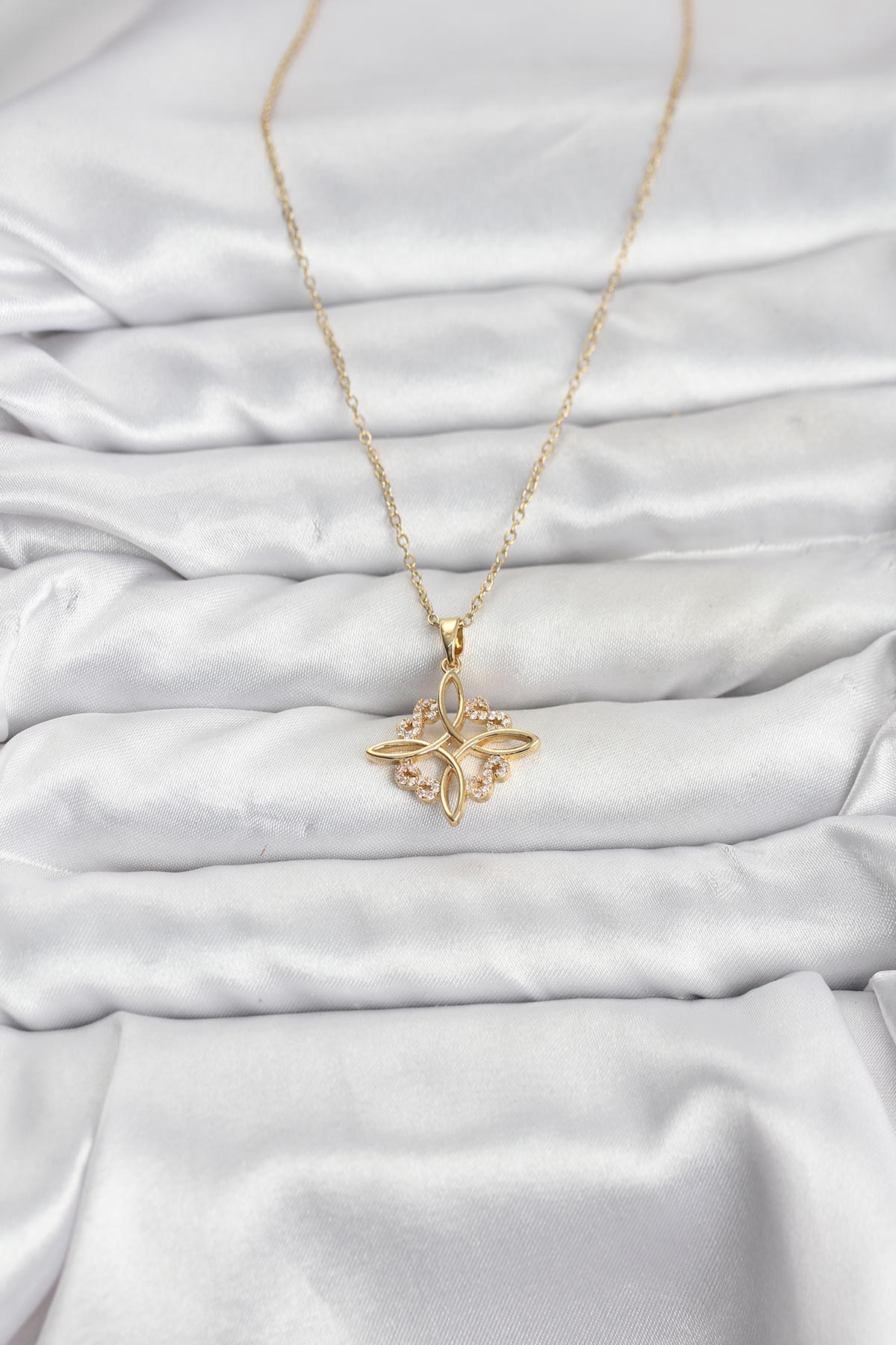 316L Çelik Zincir Gold Renk Sonsuzluk Model Zirkon Taşlı Kadın Kolye - Görsel 2