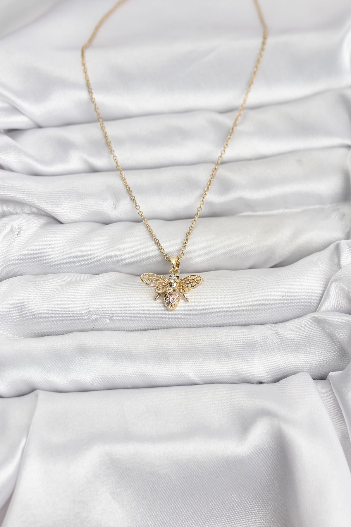 316L Çelik Zincir Gold Renk Sinek Model Zirkon Taşlı Kadın Kolye - Görsel 2
