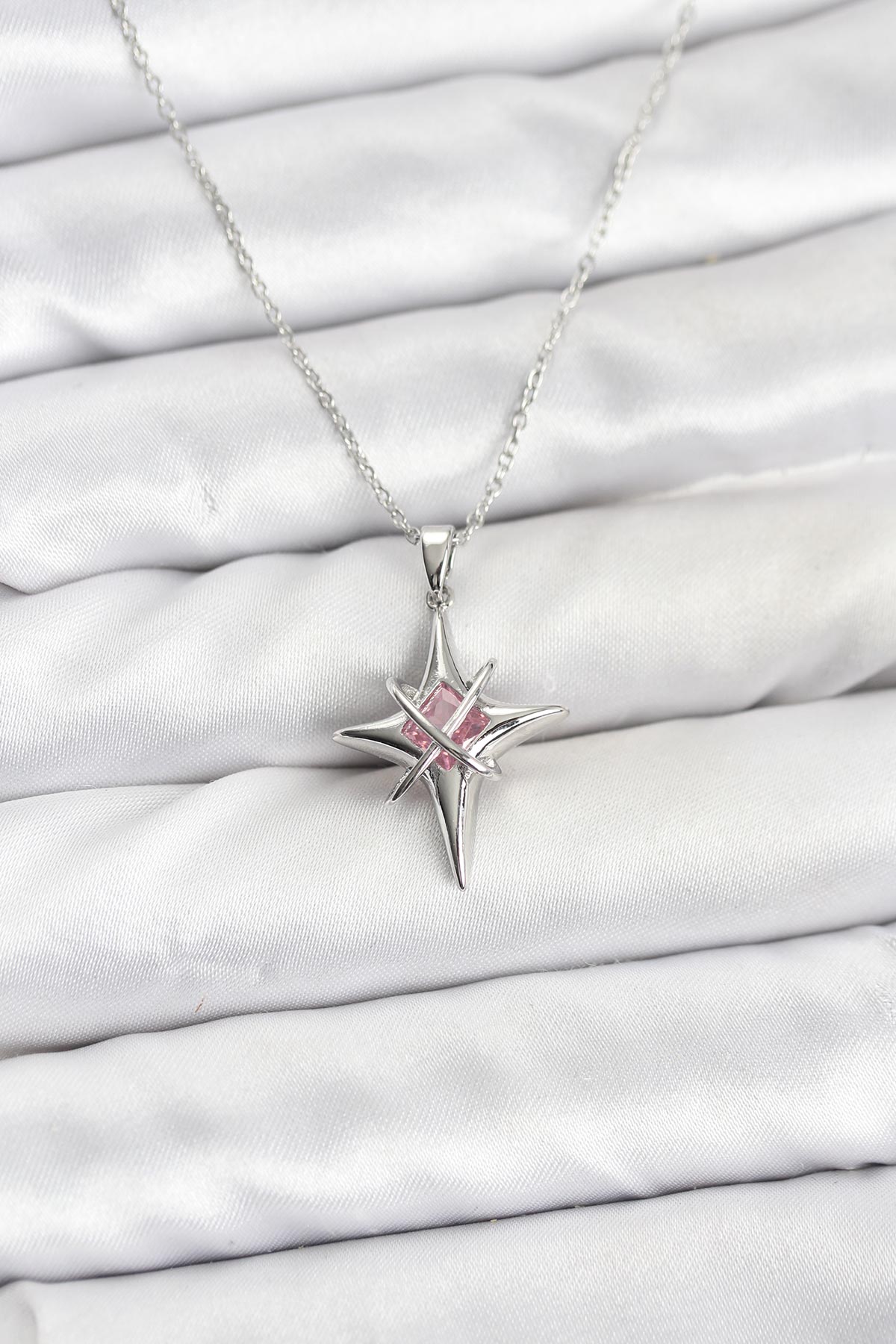 316L Çelik Gümüş Renk Zirkon Taşlı Kutup Yıldızı Model Kadın Kolye - Görsel 2