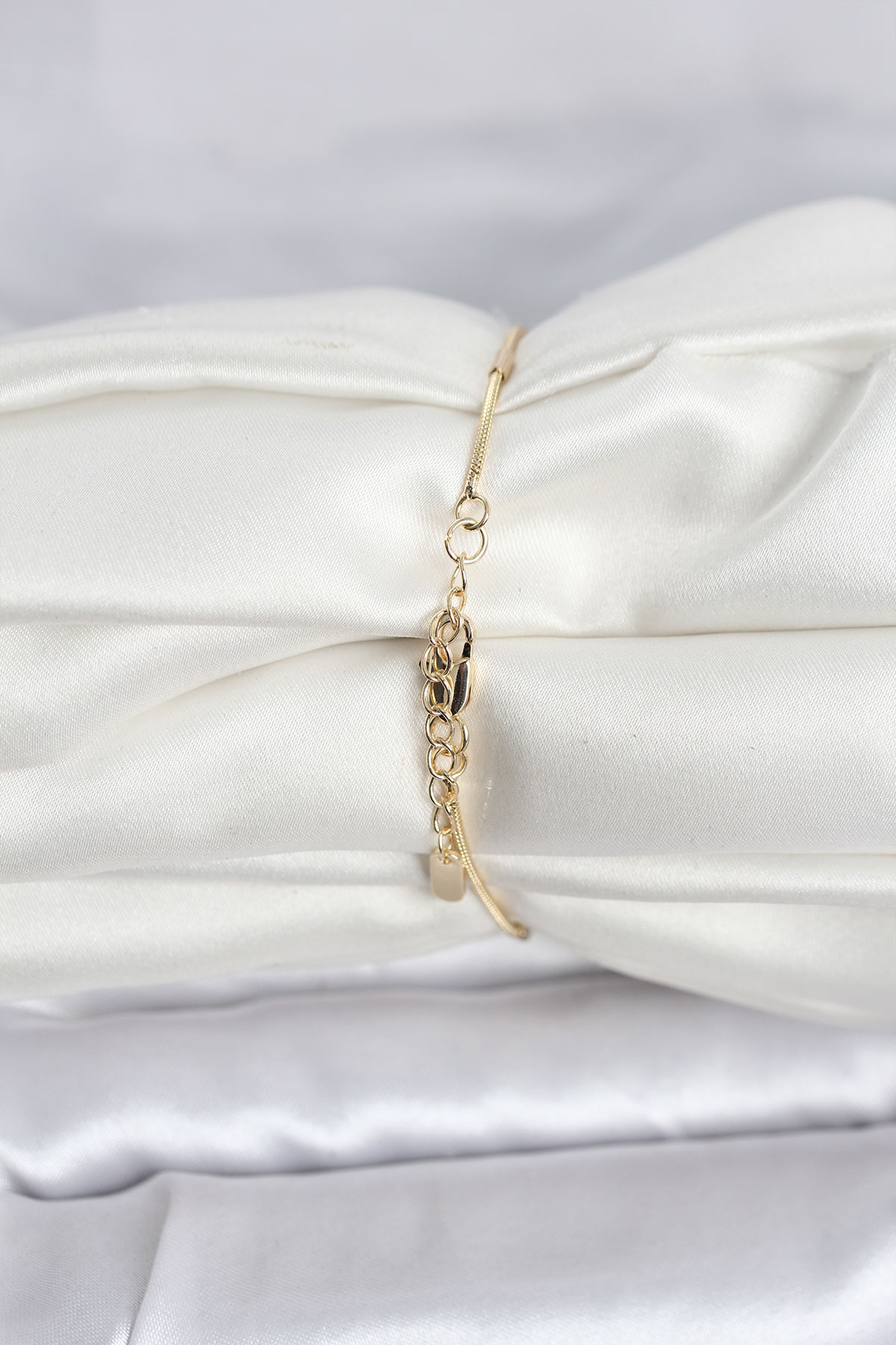 CM 14K Gold Renk Barlı Yılan Zincir Model Kadın Bileklik - Görsel 2