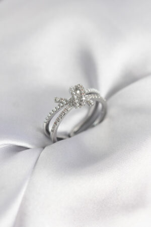 Gümüş Renk İncili Zirkon Taşlı Düğüm Kadın Yüzük