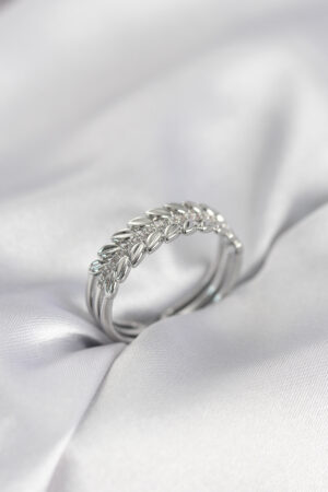 Gümüş Renk Başak Model Zirkon Taşlı Kadın Yüzük