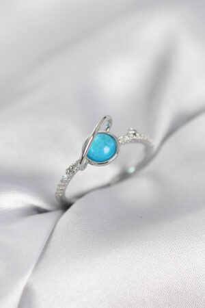 Gümüş Renk Zirkon Taşlı Satürn Model Kadın Yüzük